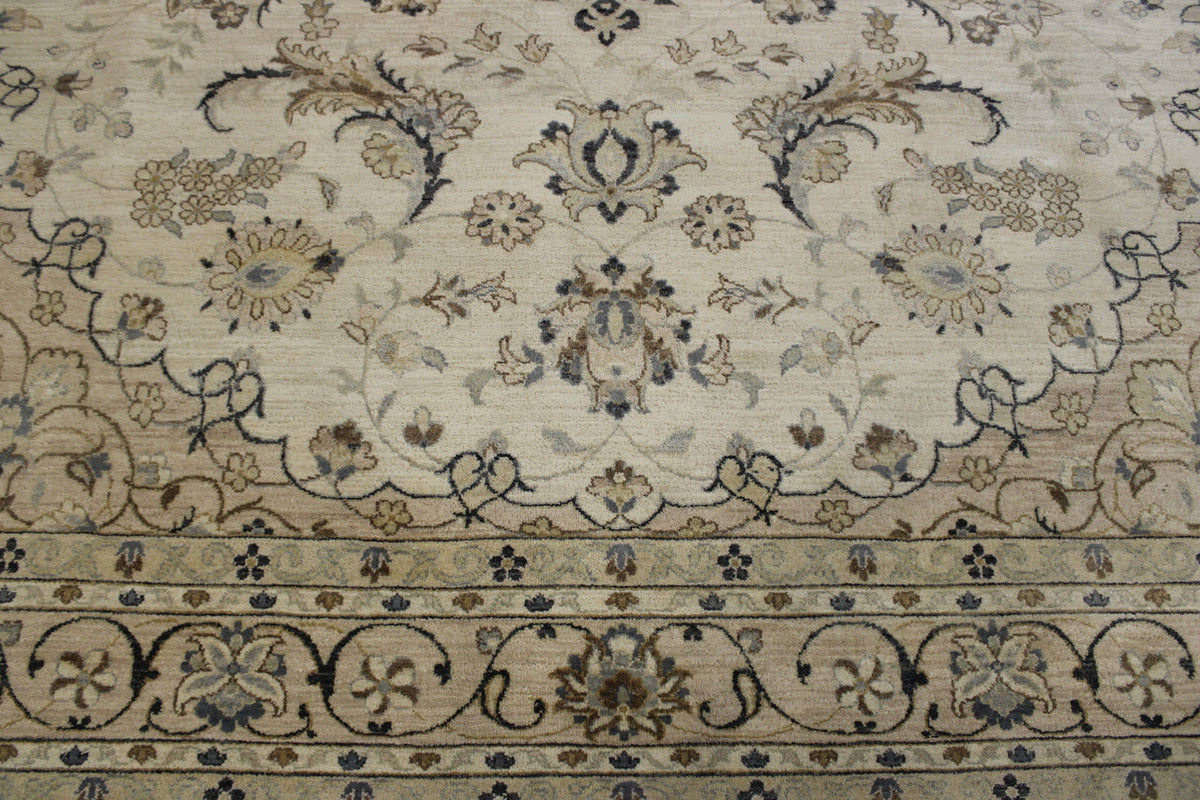 Back of Oushak Indo Agra Chobi hand-knotted rug