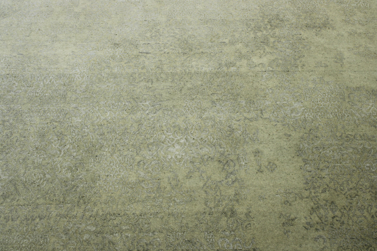 Modern Abstract Broken Design rug corner detail