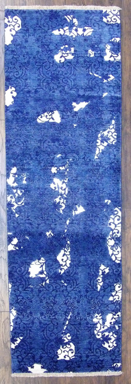 Modern Silky Broken Design hand-knotted wool rug in Blue & White, full view