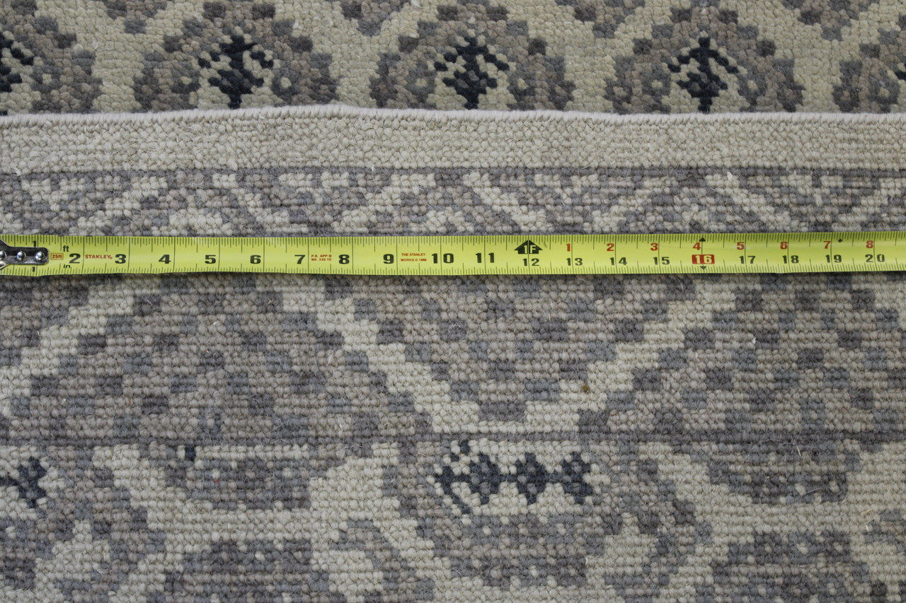 Oushak Silverwash Paisley Design pattern detail