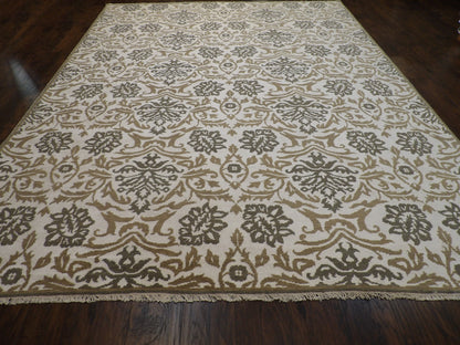 Fine Transitional Silky Oushak rug corner detail