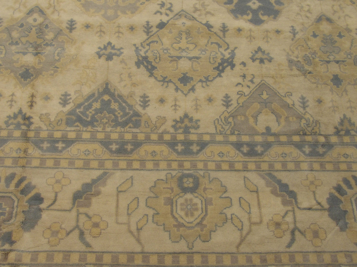 Turk Oushak Wash rug border detail