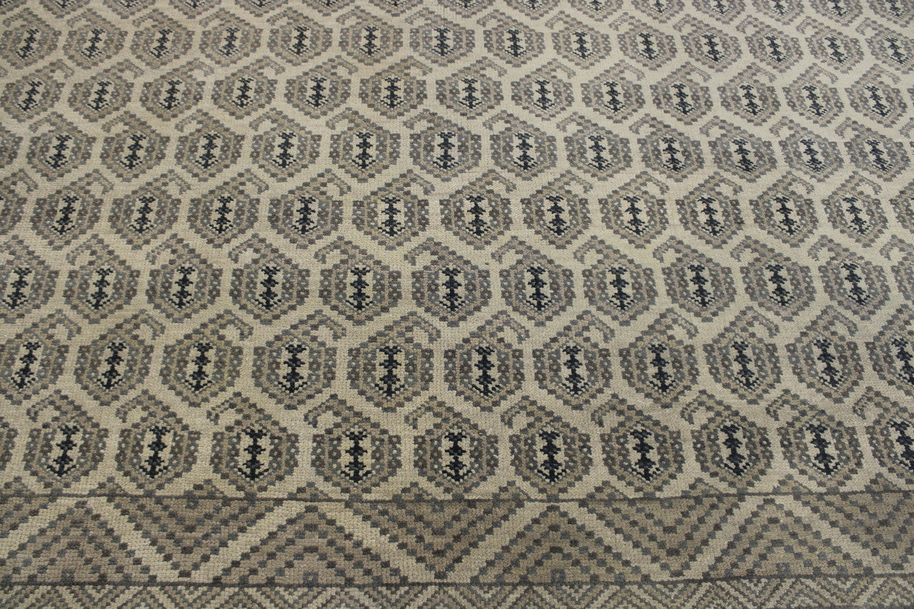 Full view of Oushak Silverwash Paisley Design rug