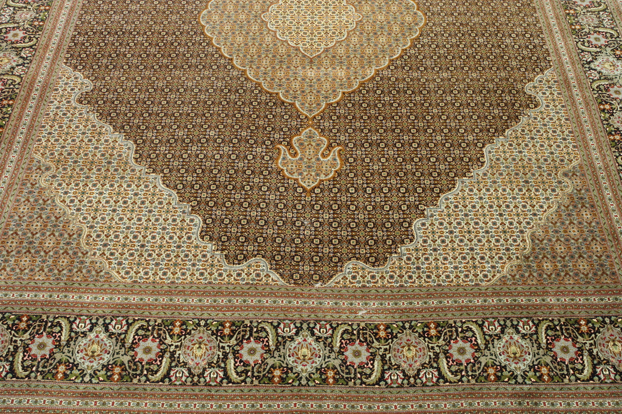 Full view of Traditional Mahi Tabriz rug