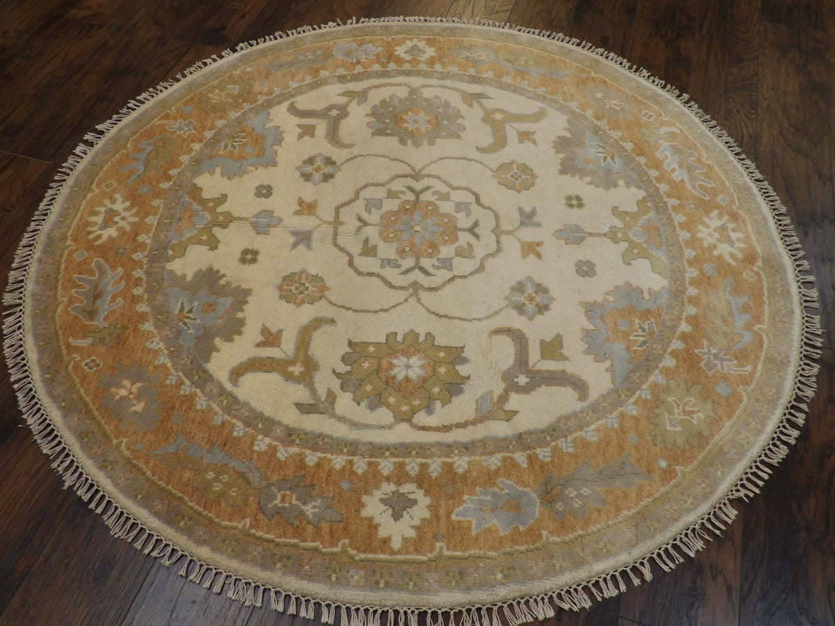 Turk Oushak Natural Dye rug corner detail
