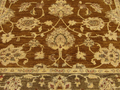 Oushak Chobi Natural Dye Antique Wash rug border detail