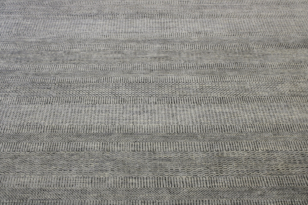 Modern Grass Design rug border detail