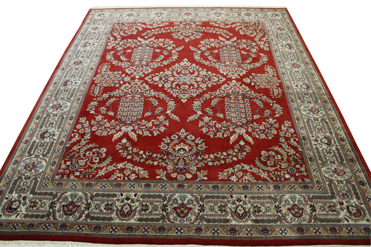 Traditional Sharokh Design rug corner detail