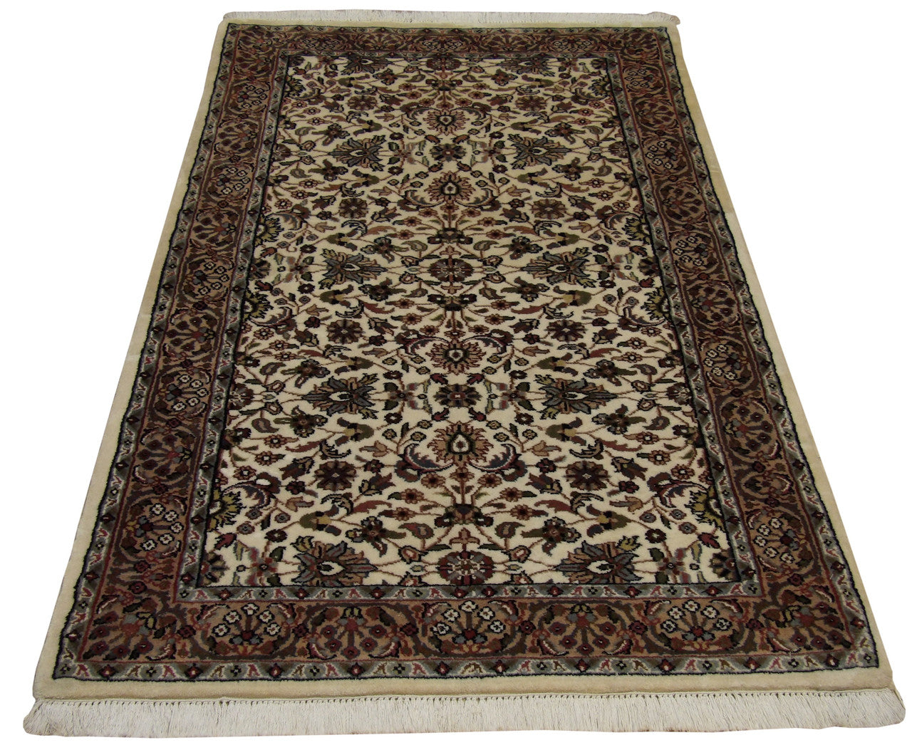 Persian Kashan rug corner detail