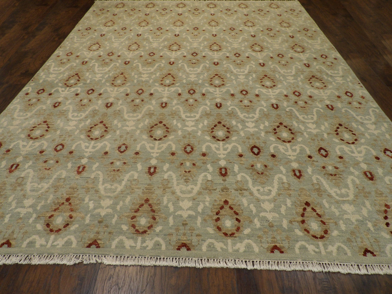 Oushak rug corner detail
