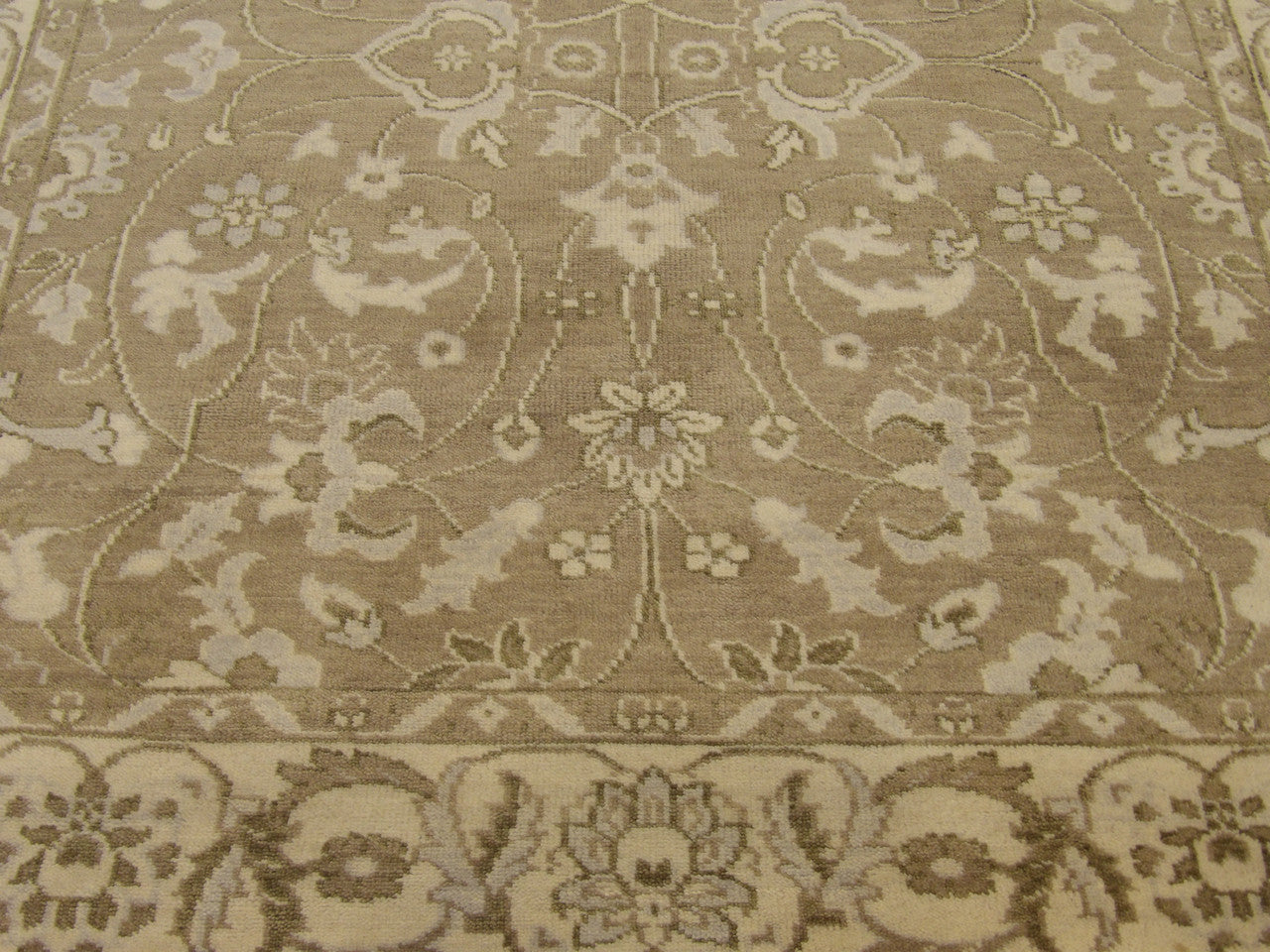 Turk Oushak Wash rug border detail