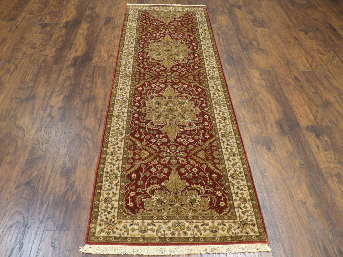 Close-up of wool pile, Beige & Red rug