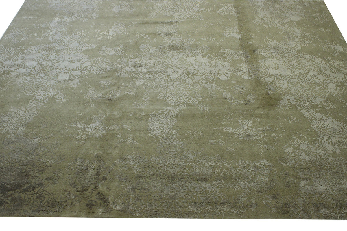 Close-up of wool-silk pile, Gray rug
