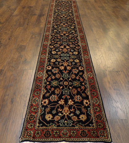 Turkish Weave Mahal Design rug corner detail