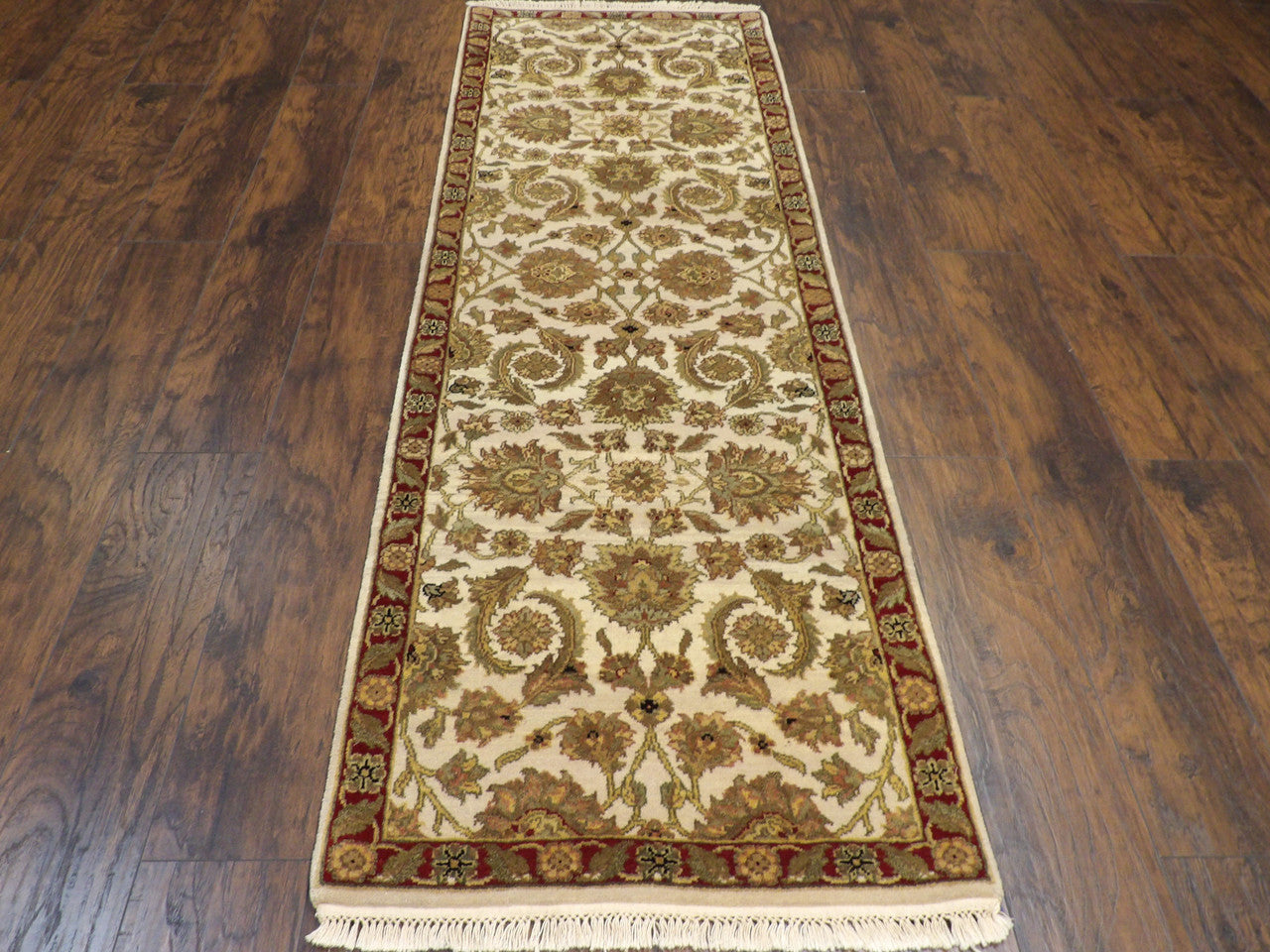 Close-up of wool pile, Beige & Red rug