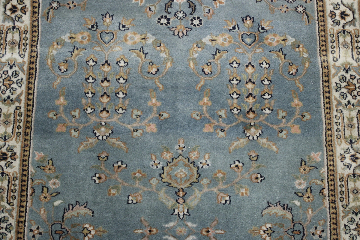 Traditional Fine Sharukh Design rug border detail