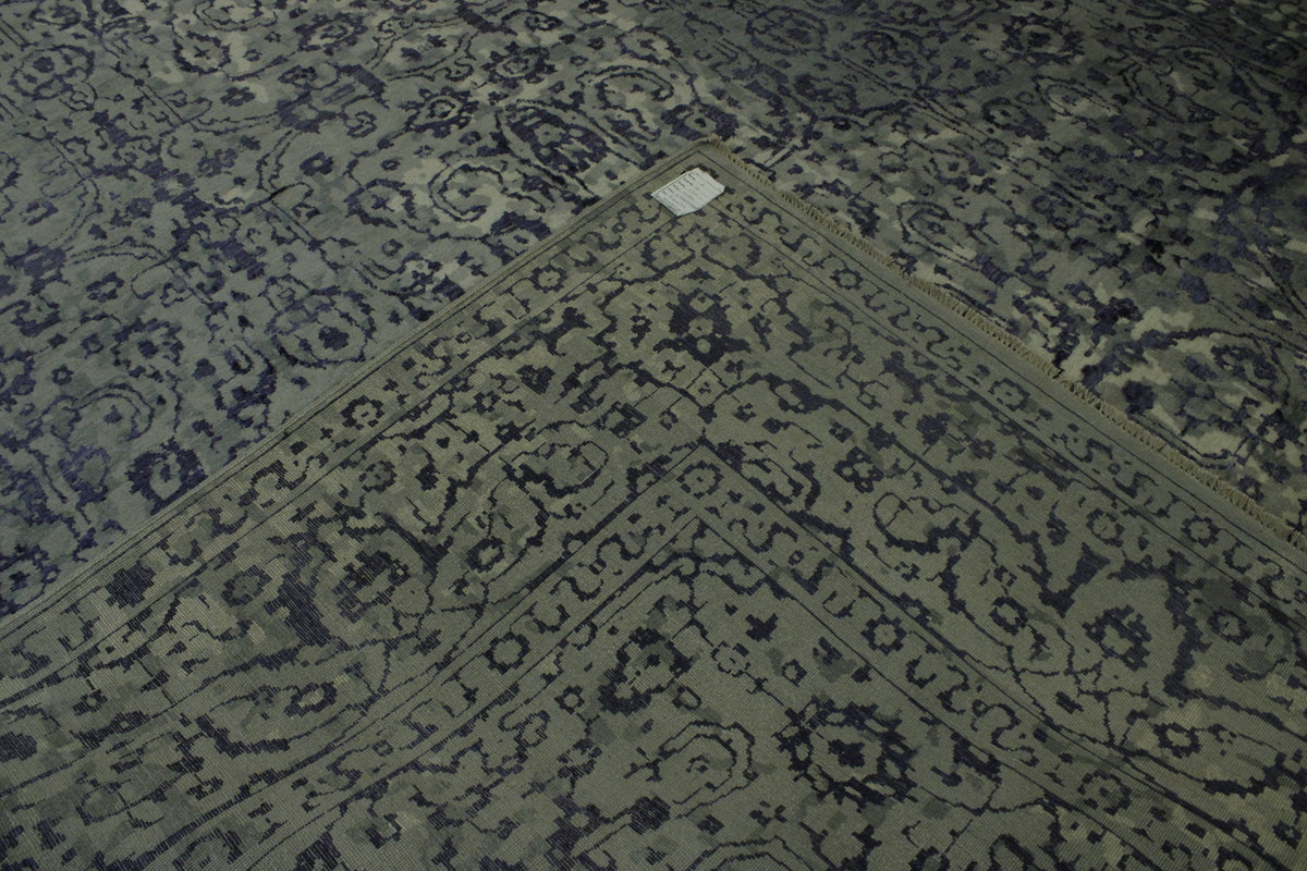 Blue & Gray Transitional Abstract Broken Design rug in room setting