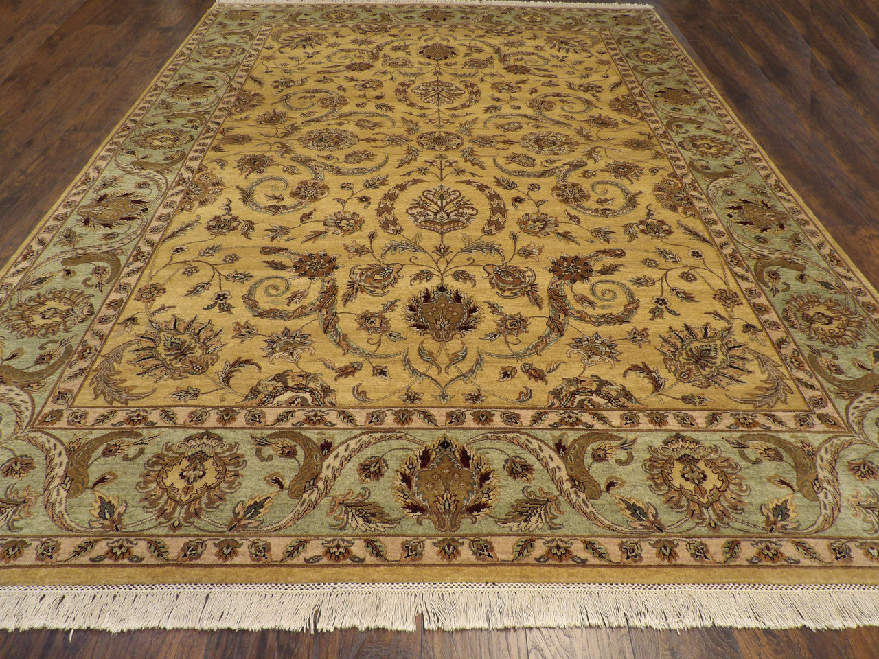 Close-up of wool pile, Gold & Green rug