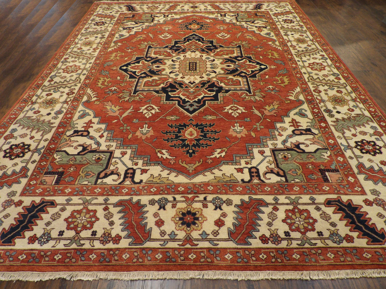 Fine Sherapi Natural Dye rug corner detail