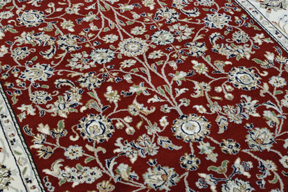 Close-up of wool pile, Beige & Red rug