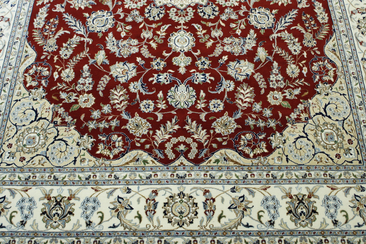 Traditional Fine Nain rug corner detail