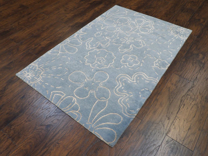 Transitional Rose Design pattern detail