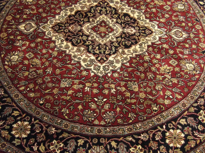 Persian Tabriz rug border detail