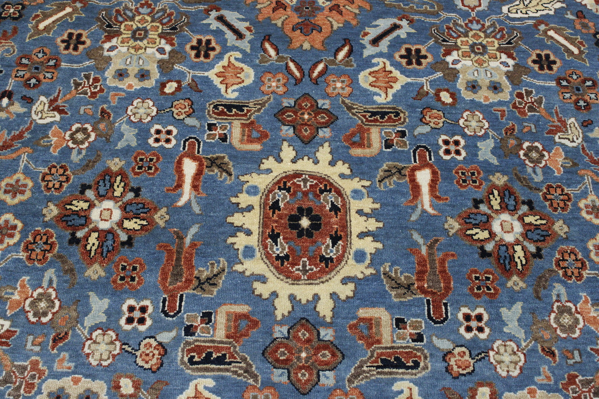 Traditional Fine Sherapi rug corner detail