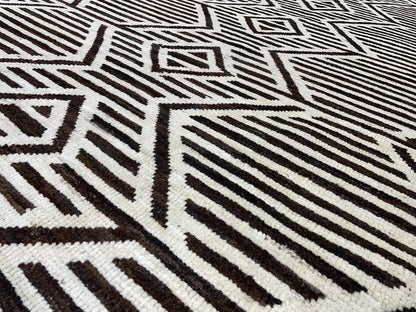 Tribal Moroccan Design Wool Hand Knotted Rug 4'11''x8'00''  - AR63487