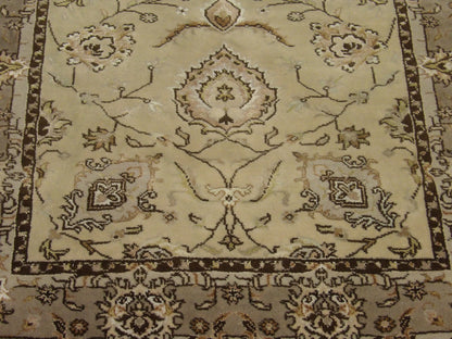 Fine Persian Tabriz rug border detail