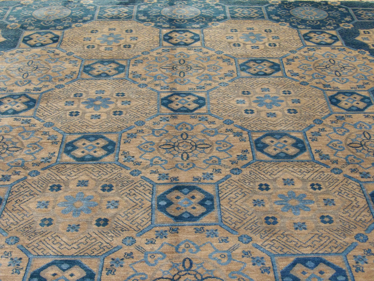 Back of European Design Bamboo hand-knotted rug