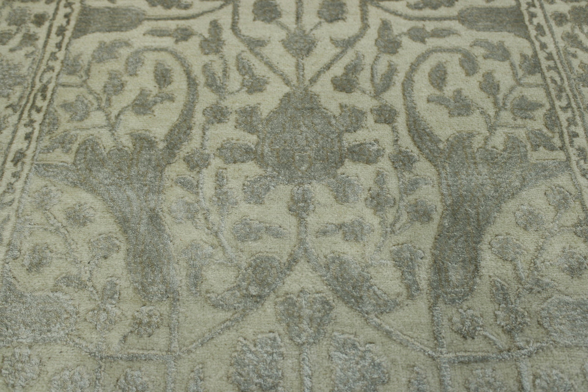 Back of Traditional Haji Jalili hand-knotted rug