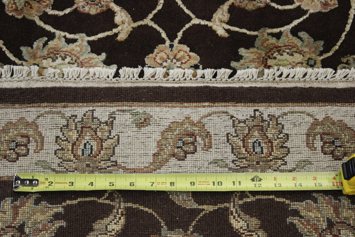 Back of Traditional Agra High Low hand-knotted rug