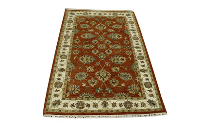Oushak Agra Chobi rug border detail