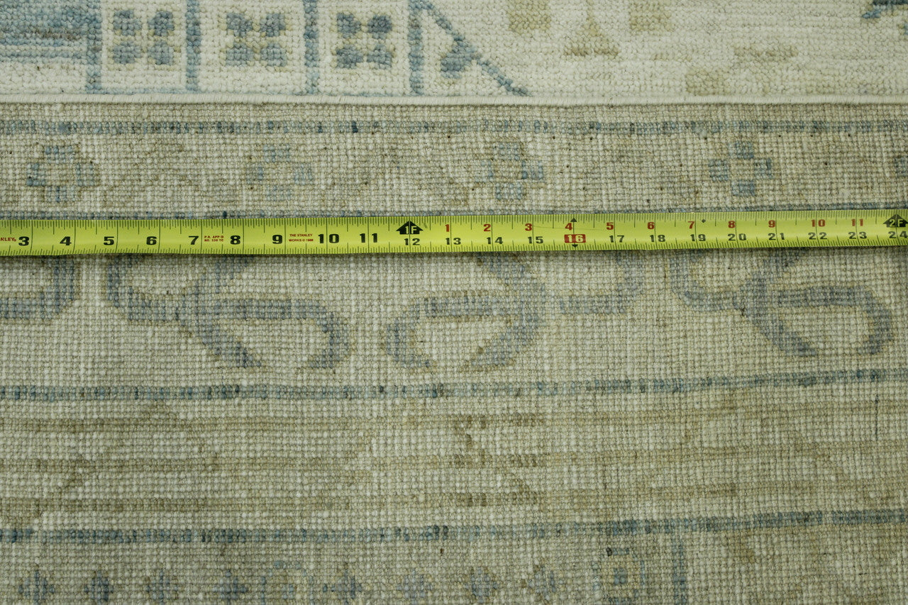 Close-up of wool pile, Gray & Beige rug