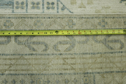 Close-up of wool pile, Gray & Beige rug