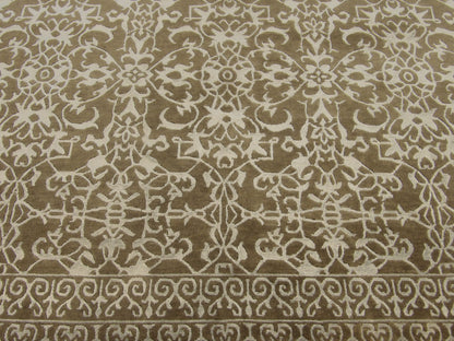 Transitional damask rug border detail, blue and green
