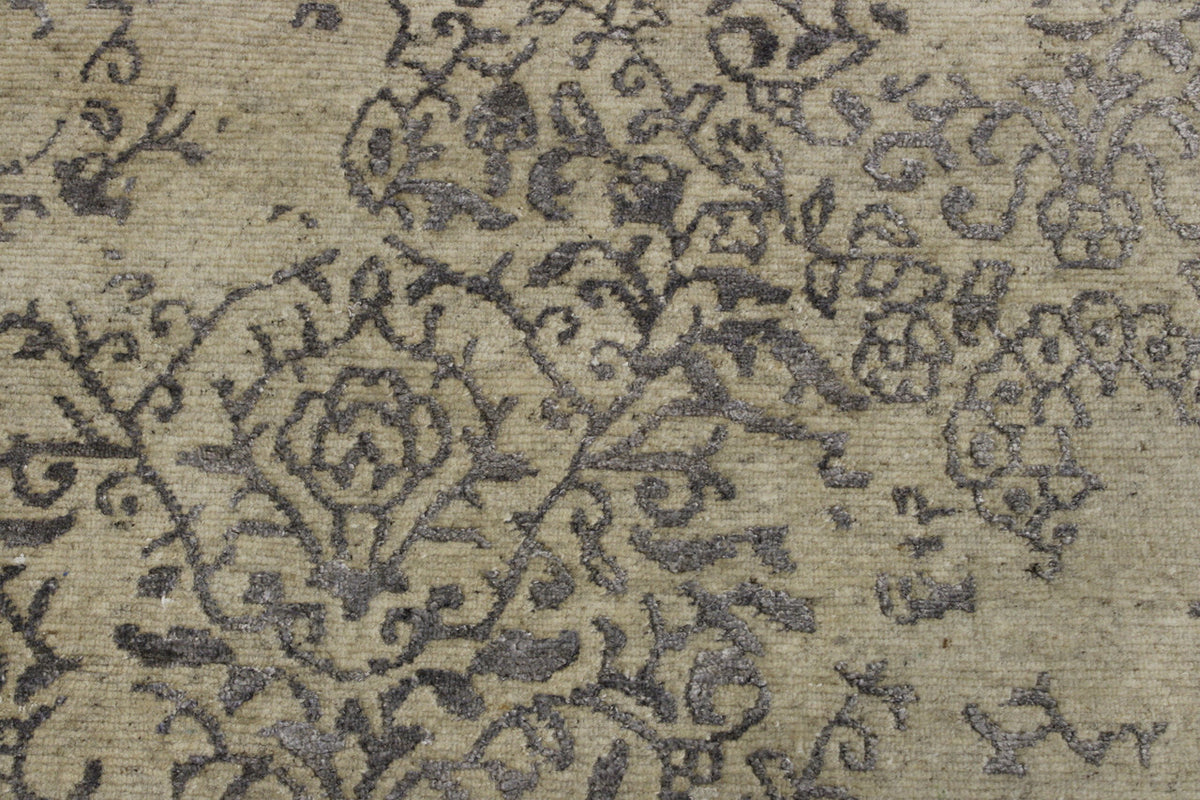 Full view of Modern Abstract Broken Design rug