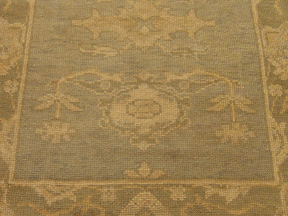 Oushak runner border detail