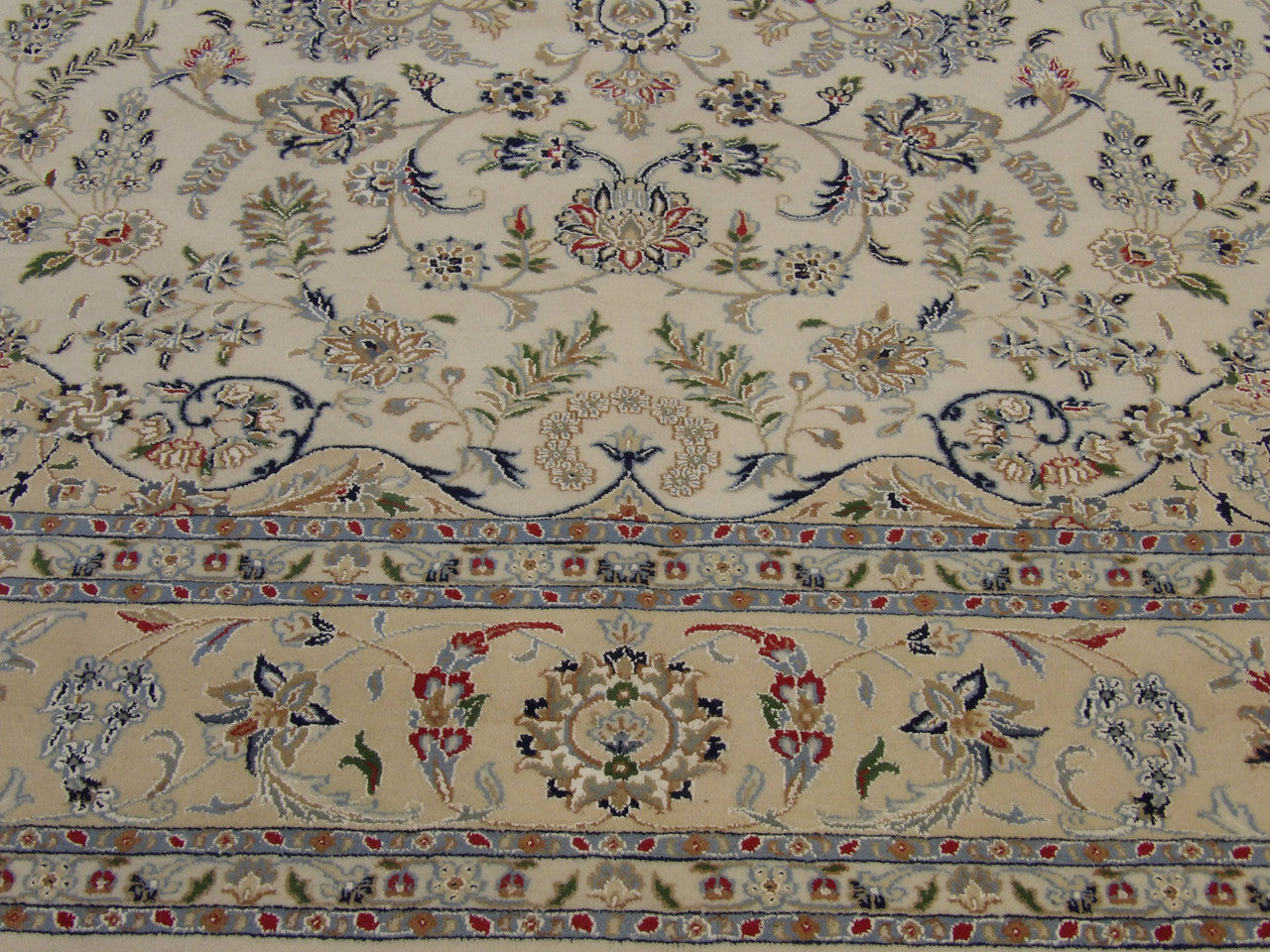Fine Persian Nain rug border detail