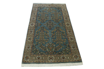 Close-up of wool pile, Beige & Teal rug