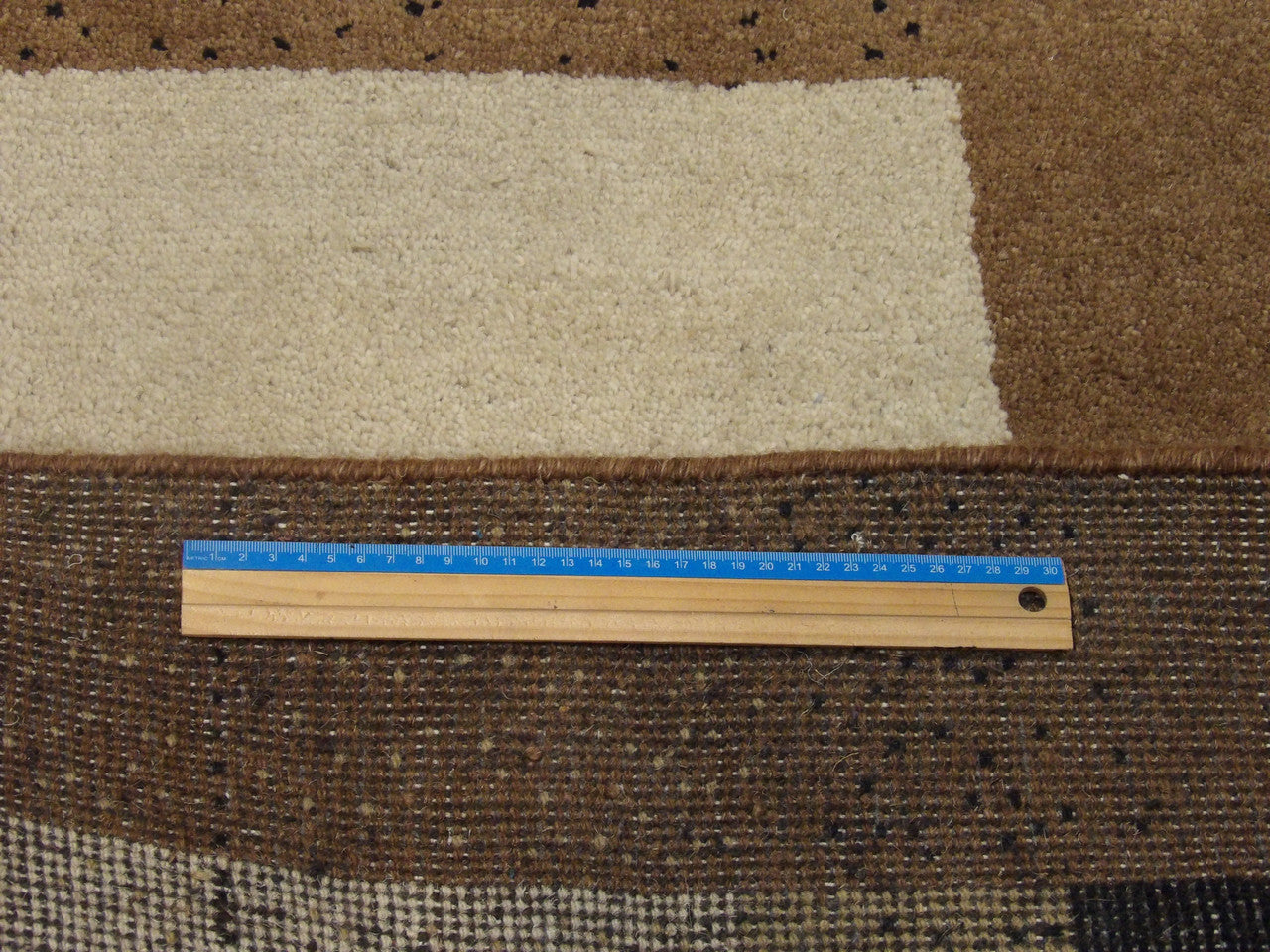 Black & Brown Modern rug in room setting