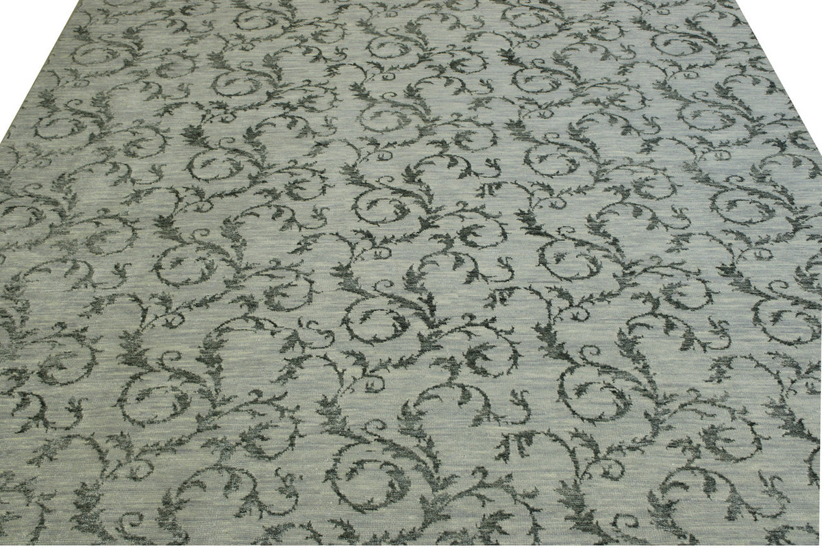Transitional Leaf Design rug corner detail