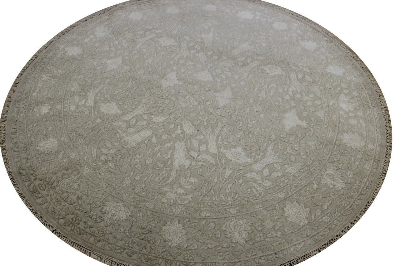 Close-up of wool-silk pile, Silver rug