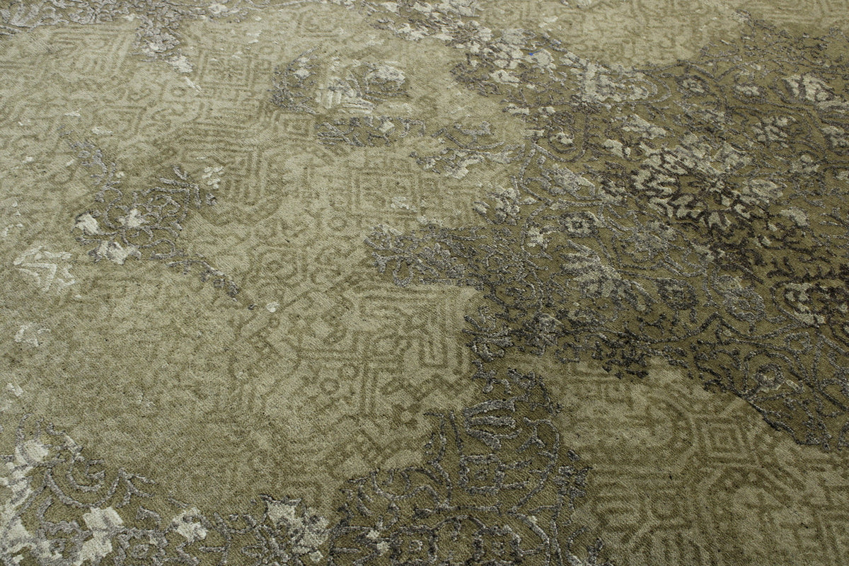 Gray & Green Transitional Abstract Broken Design rug in room setting