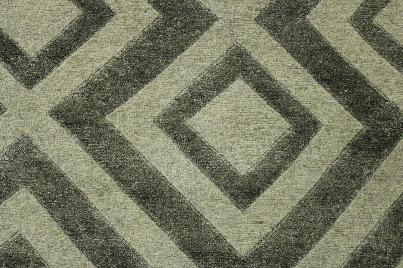 Full view of Modern Diamond Design rug