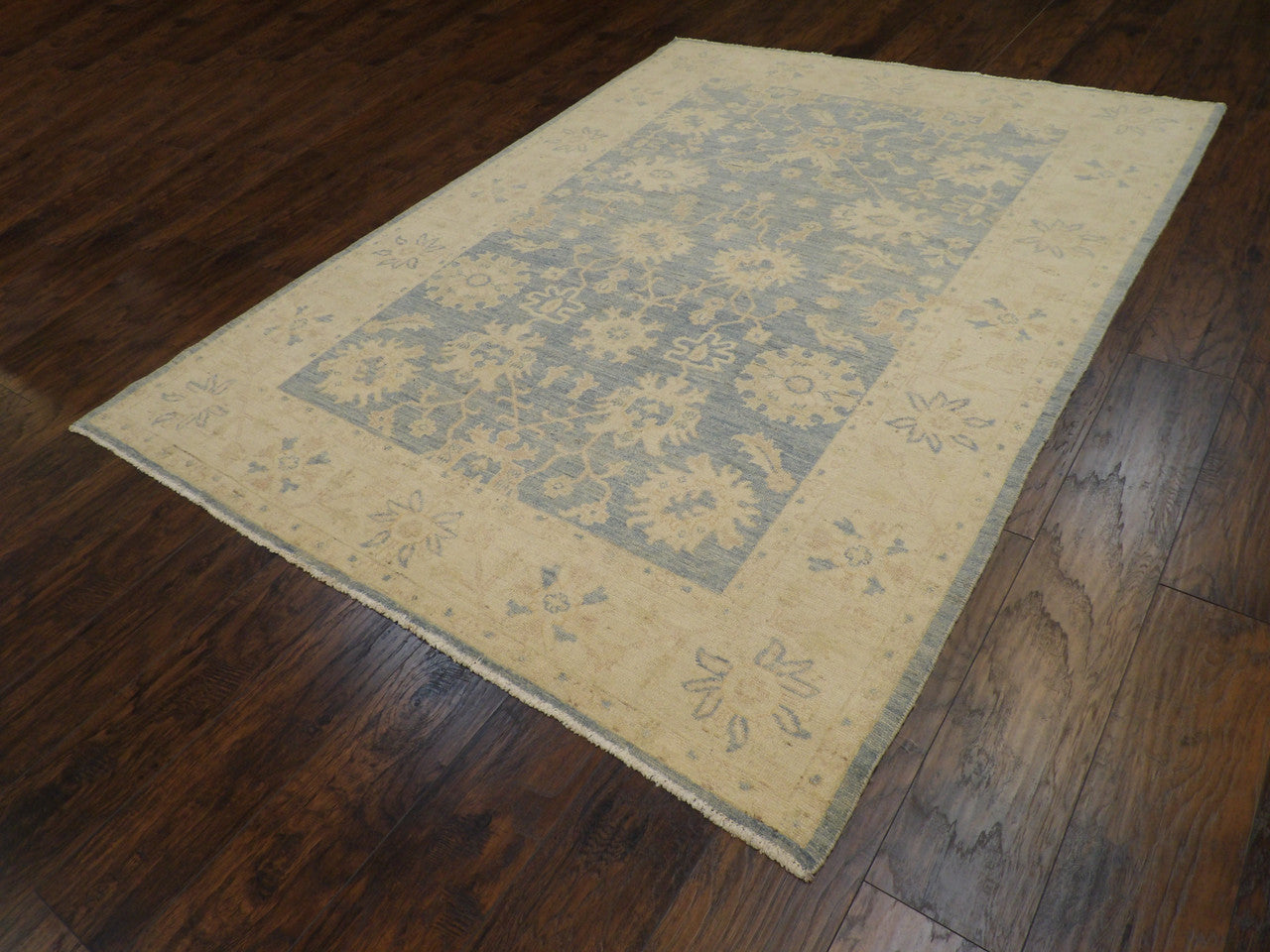 Oushak Bamiyan Wash Hand-Knotted Wool Rug in Blue & Beige — 6'0" x 9'0" | SKU w725