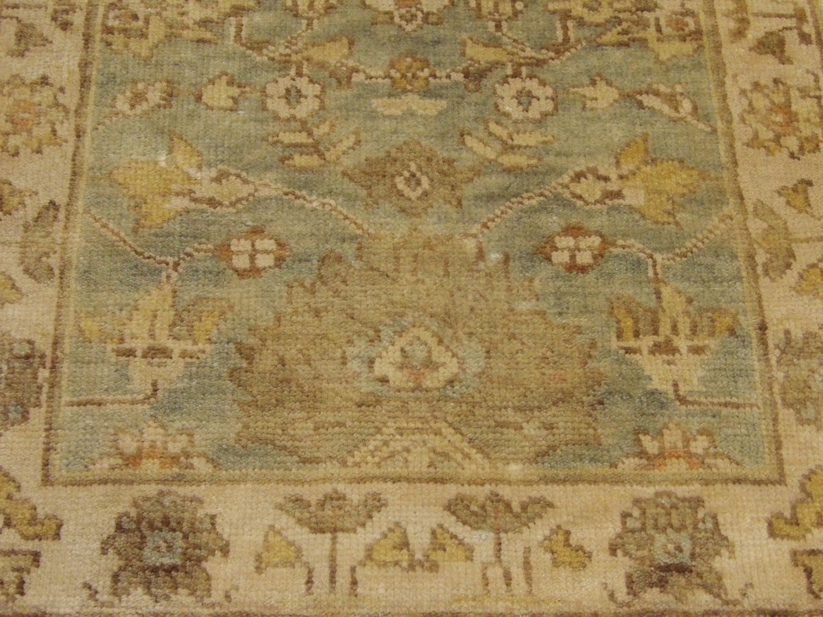 Wash Oushak rug border detail