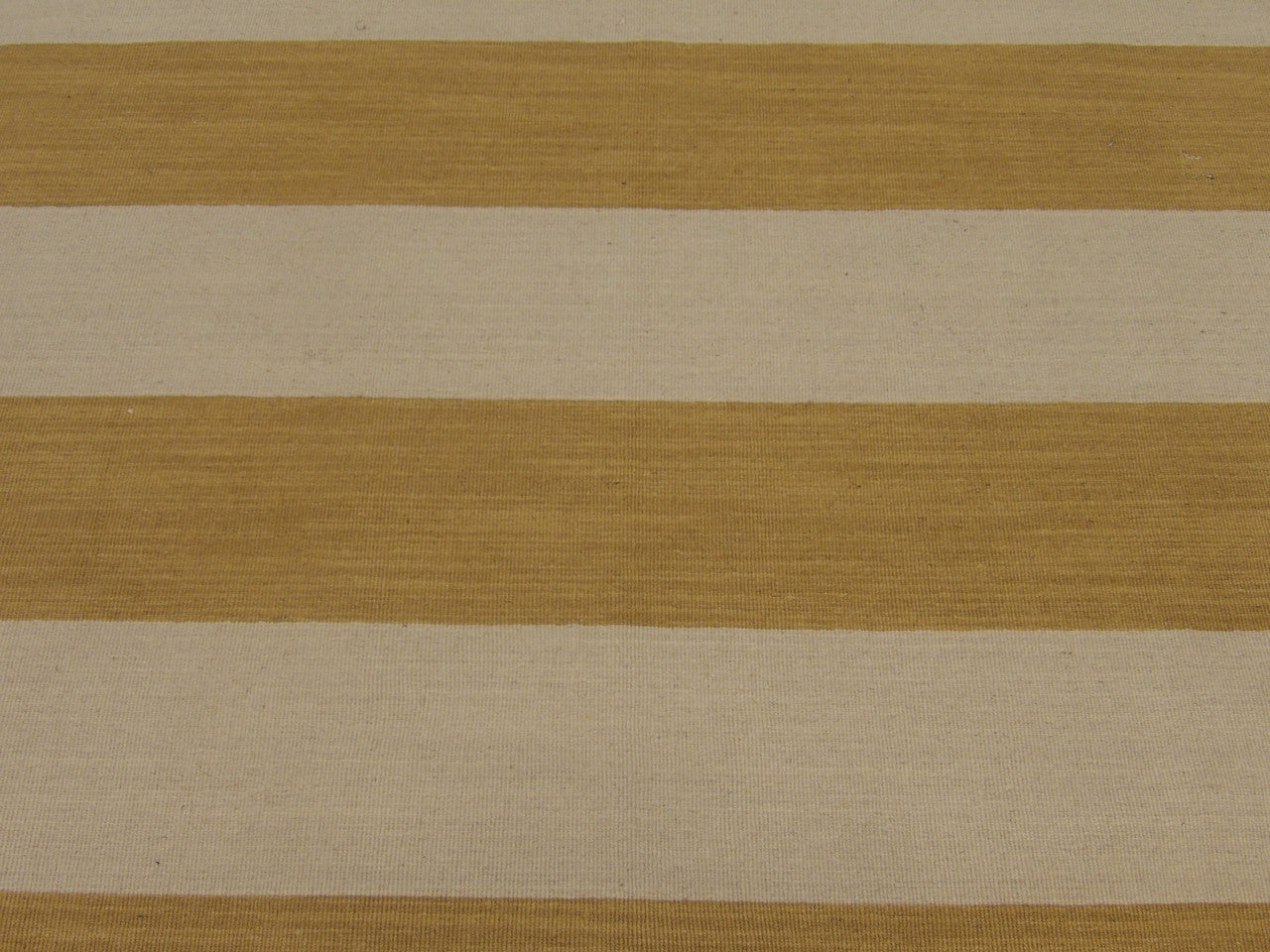 Coastal Flat Weave Indoor/Outdoor Beach rug border detail