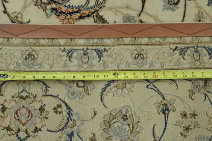 Traditional Super Fine Nain rug border detail